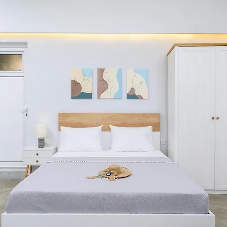 Jennifer アパート クリッシ・アモウディア