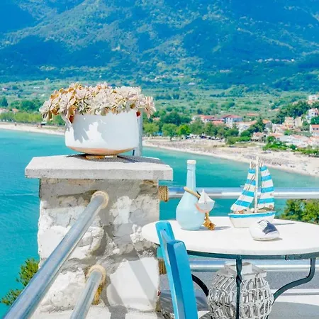 Jennifer アパート クリッシ・アモウディア